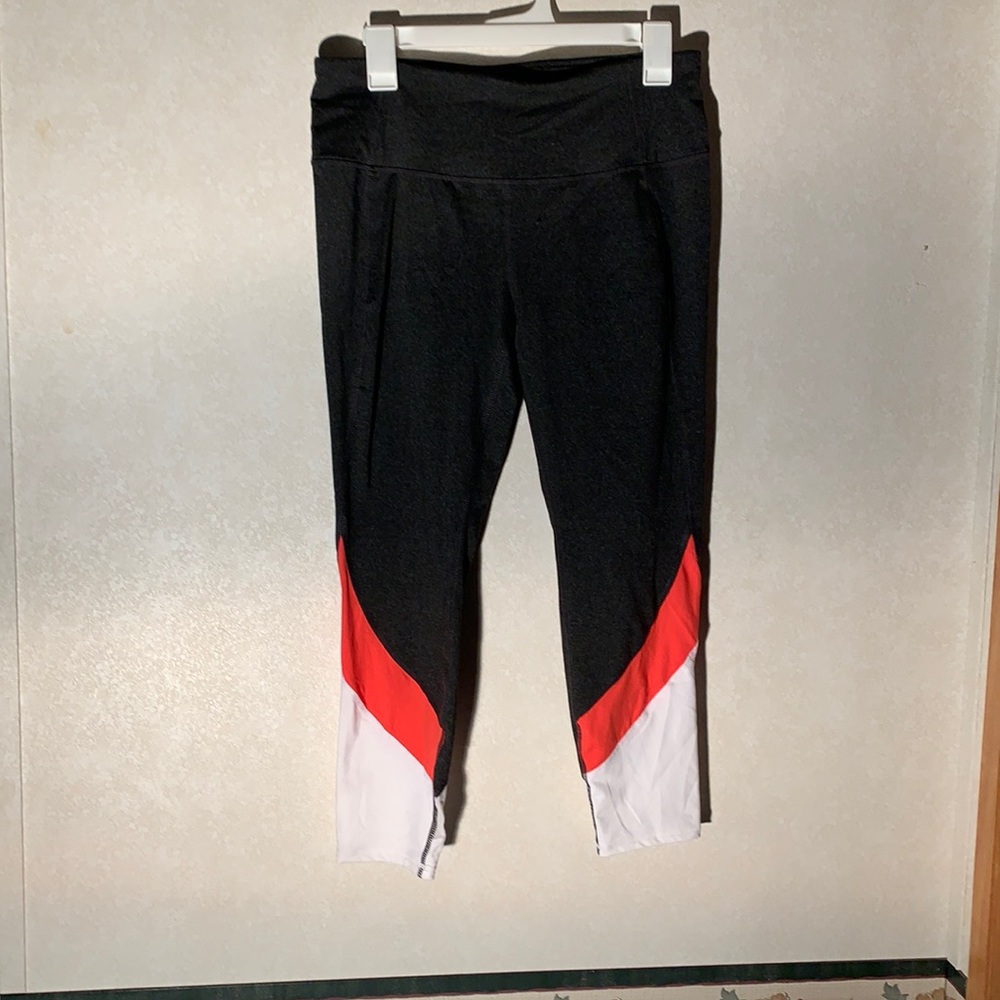 Tangerine color block leggings